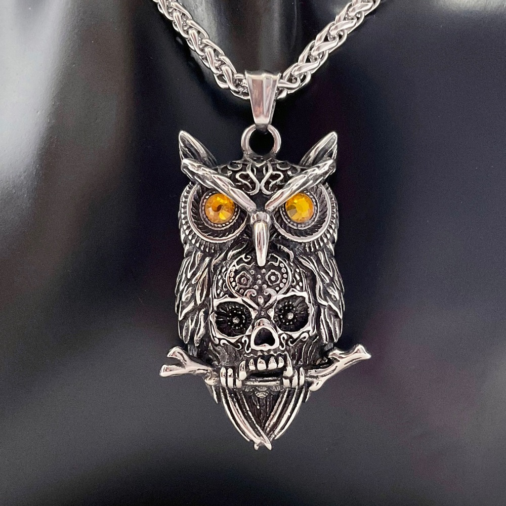 Gothic Owl Skull pendant with necklace chain. Stainless Steel. New, unused.